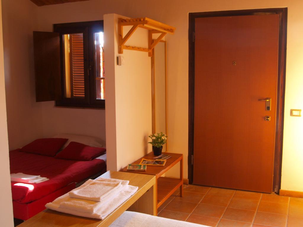 Agriturismo Becerca Vegan Serra San Quirico Экстерьер фото